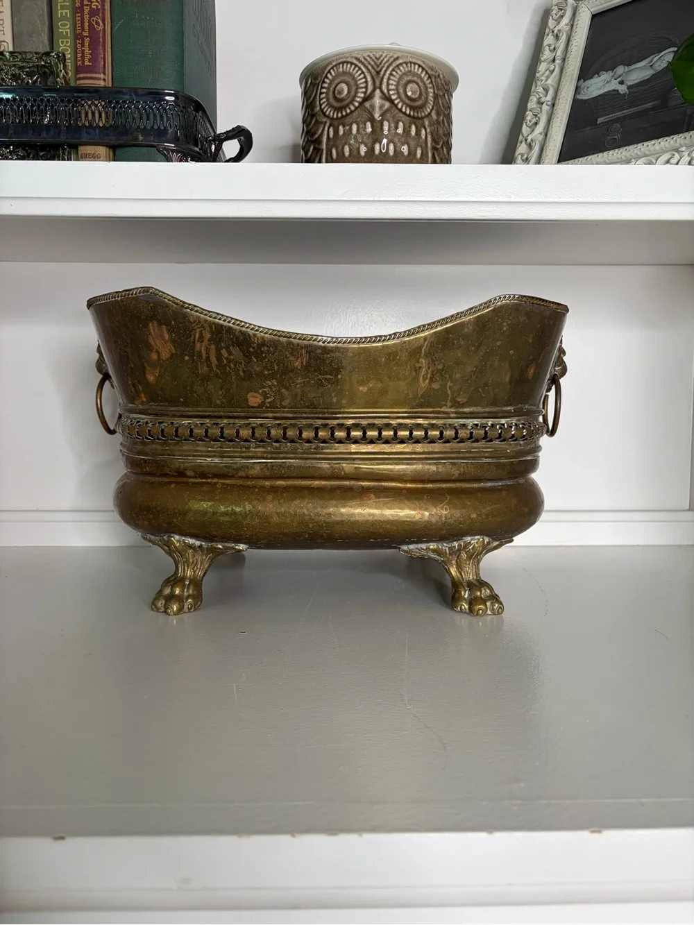 Hammered Embossed Brass Clawfoot Planter Jardinière Ornate Centerpiece 1800s